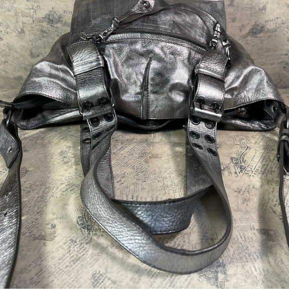 Francesco Biasia Distressed Metallic Leather Shoulder Bag - Picture 7 of 16